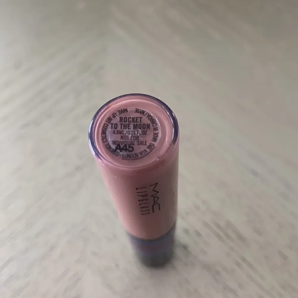 MAC COSMETICS lipglass rocket to the moon. NWOB